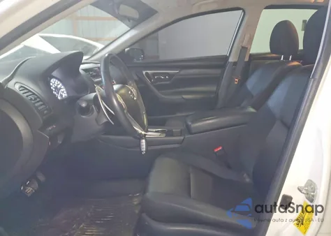 2017 Nissan Altima 2.5 z USA, uszkodzony, nr VIN 1N4AL3AP2HC268735